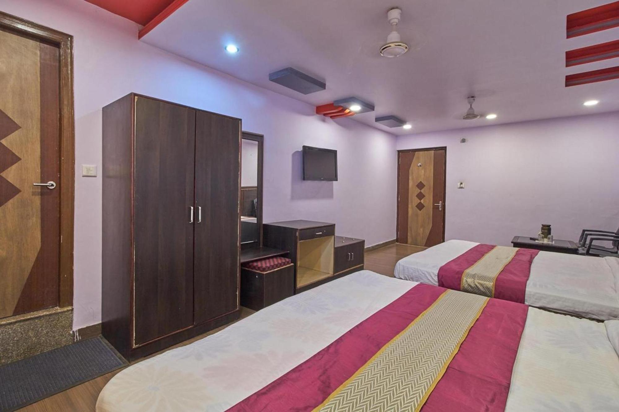 Hotel Deep Palace Near Bus Stand Udaipole Udaipur Esterno foto